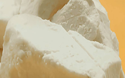 Cera de soya: versatilidad vegetal para velas, bálsamos y más