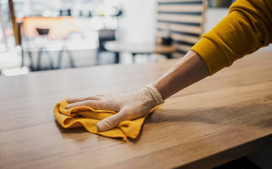 ¿Cómo hacer abrillantador de madera casero?